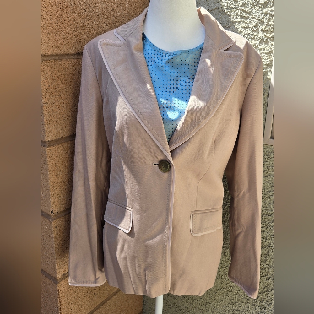 Prague Tan Blazer With Matching Tank